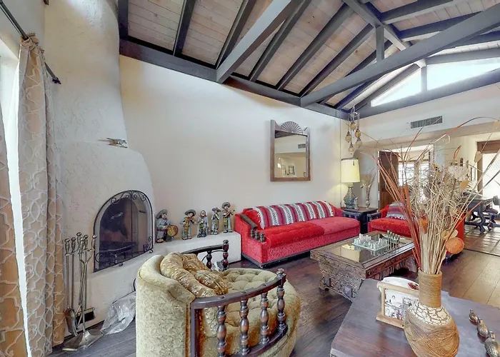 That 70's House Holiday home